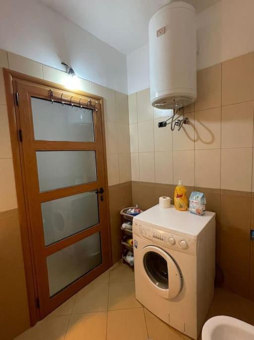 Sea View Apartment In Vlorë Exterior foto